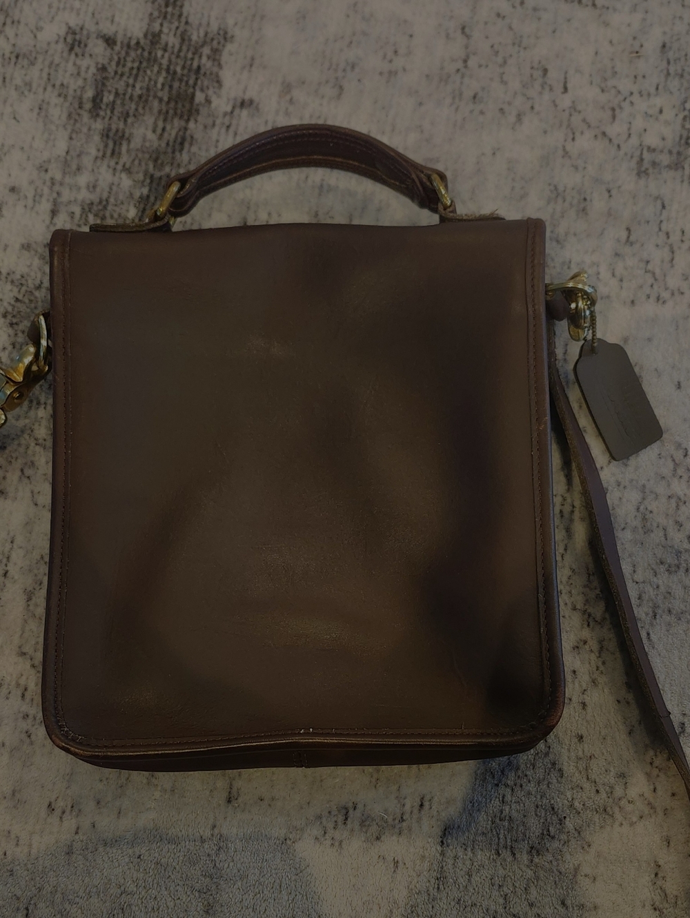 Coach $610 Vintage Station Crossbody Bag 1530 Brown Gold Accents Bag Charm - Picture 4 of 7